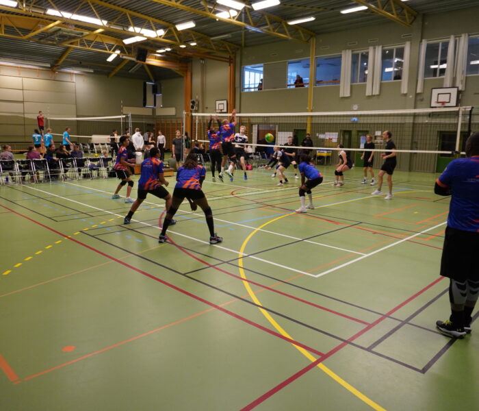 Nederland wint goud op jaarlijks volleybaltoernooi in Zweden
